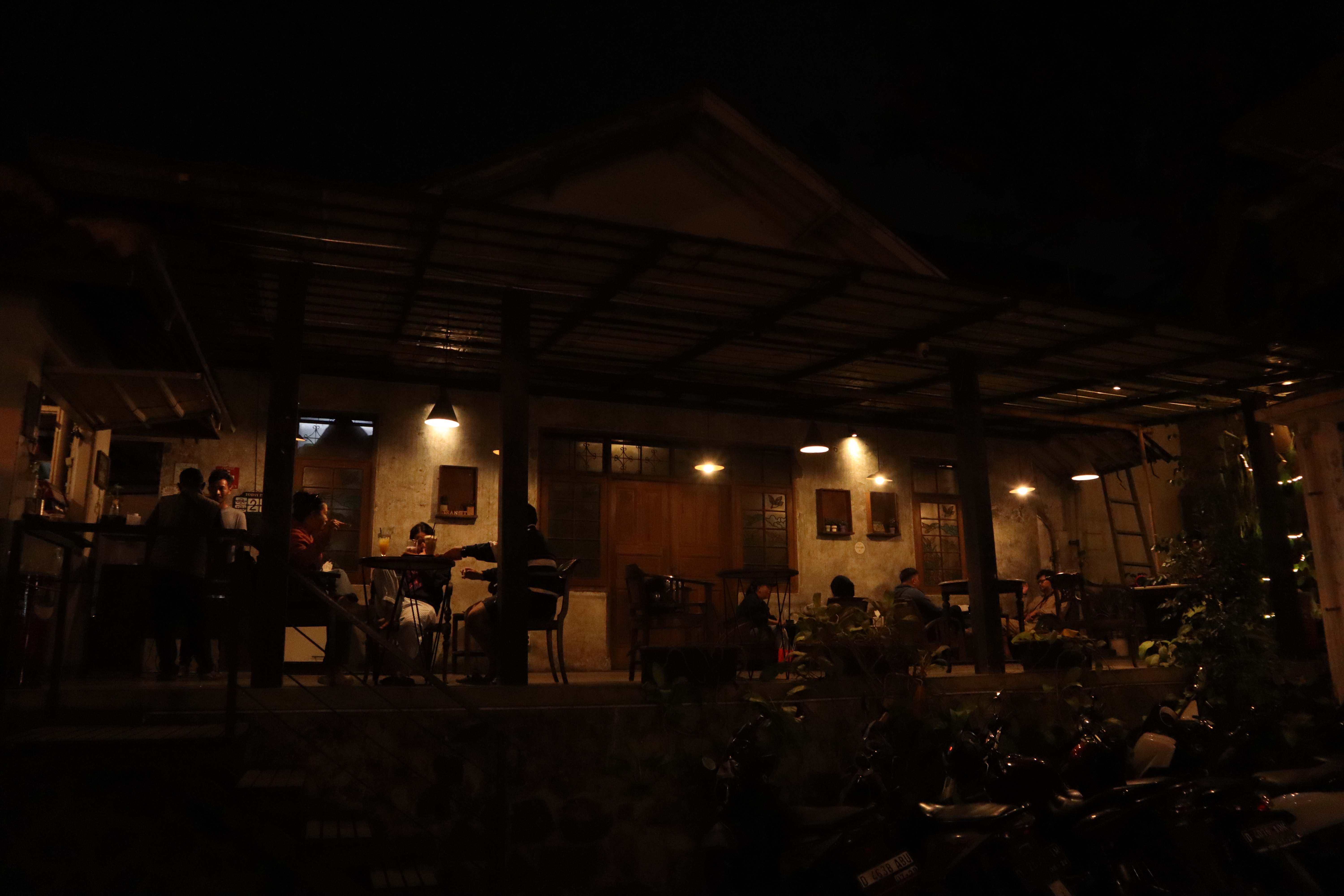 Suasana Transit Coffee